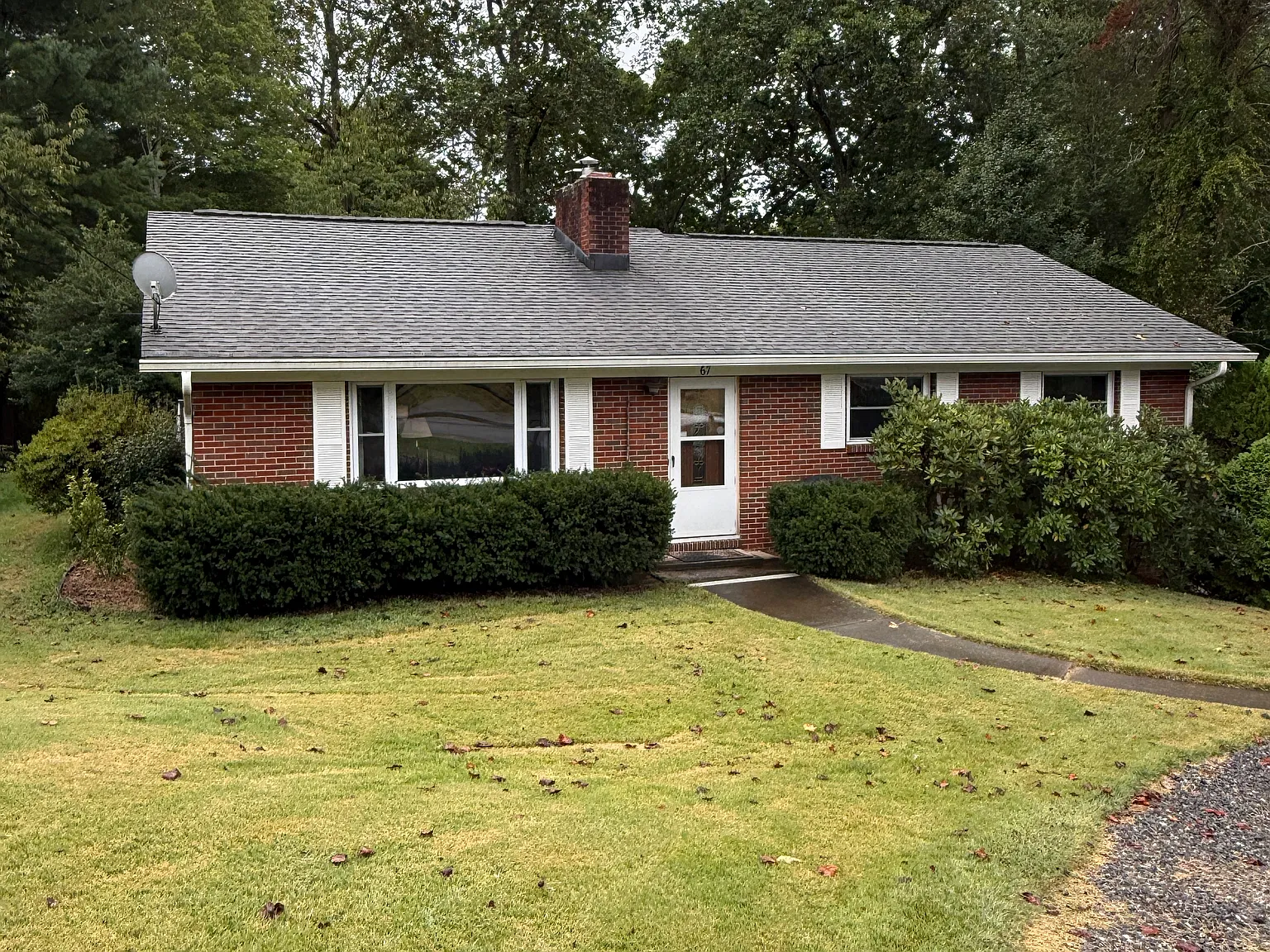 3 bed, 1382 sqft, $2,450 — Photo 1