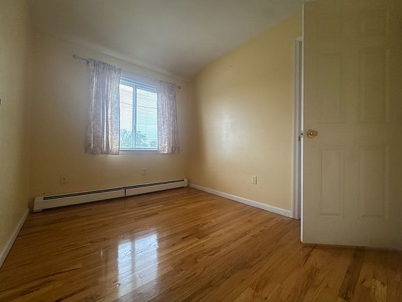 3rd image of 43 Altavista Ct #1