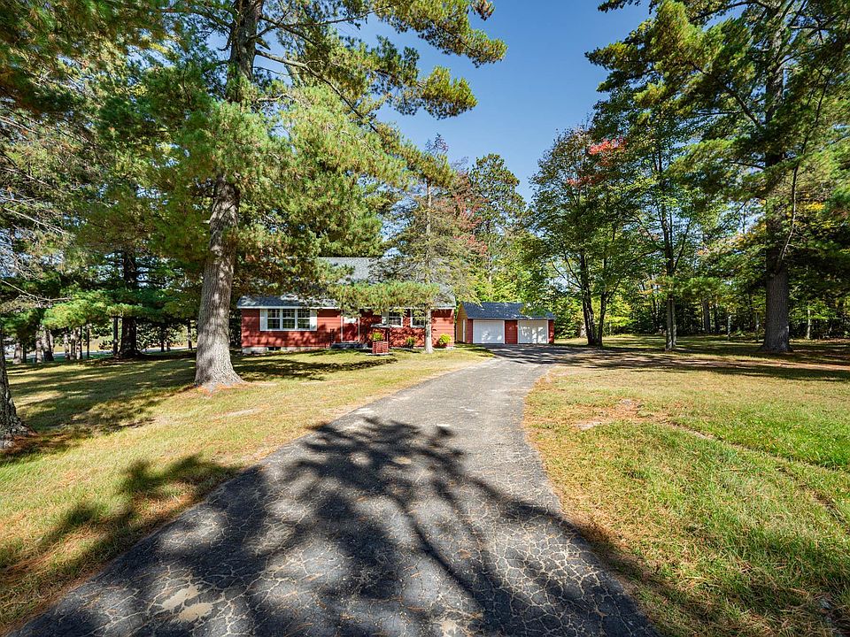 1st image of 1323 Golf Course Rd