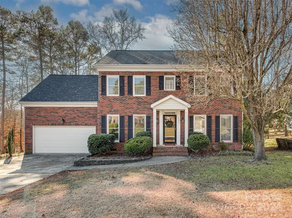 10813 Partridge Cross Ln, Charlotte, NC 28214
