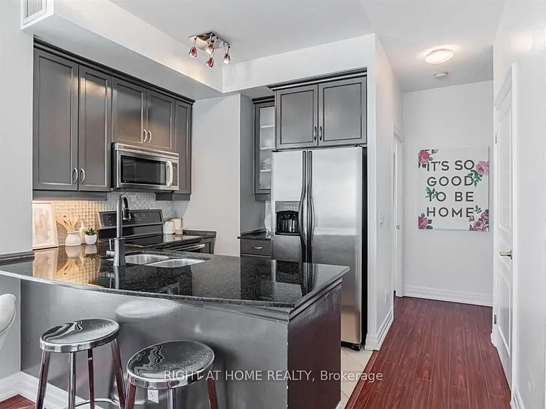 2087 Lake Shore Blvd W #207 — Photo 5