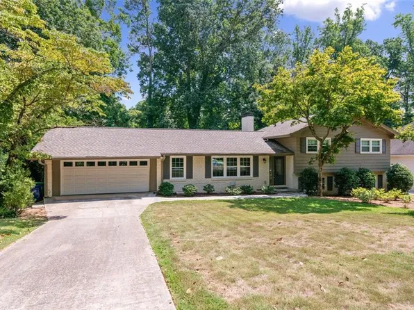 2295 Echo Hills Cir NE, Atlanta, GA 30345