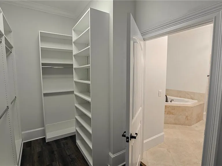 1294 Lenox Park Blvd — Photo 50