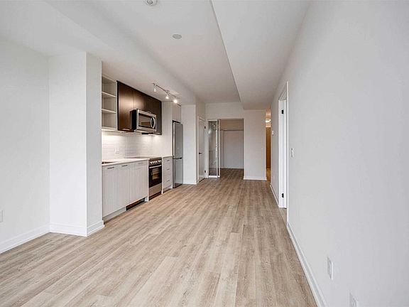 5th image of 2306 Saint Clair Ave W #325