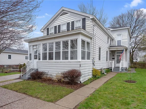 115 W 8th St, Oswego, NY 13126