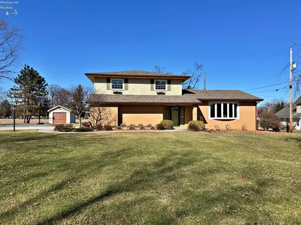 20 Lelar St, Tiffin, OH 44883