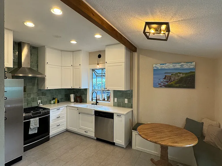 2036 SE Harold St — Photo 8