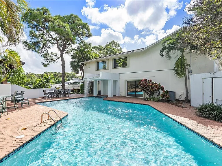 1240 SW 14th Ave — Photo 47