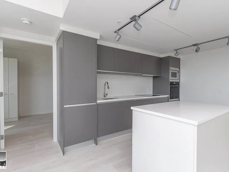 180 E 2nd Ave #1204 — Photo 12