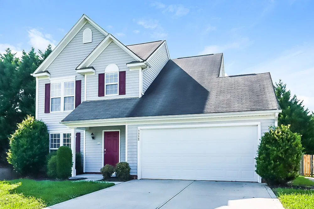 3 bed, 2.5 bath, 1670 sqft, $2,000 — Photo 4