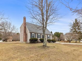5 Kate Dr, Franklin, MA 02038
