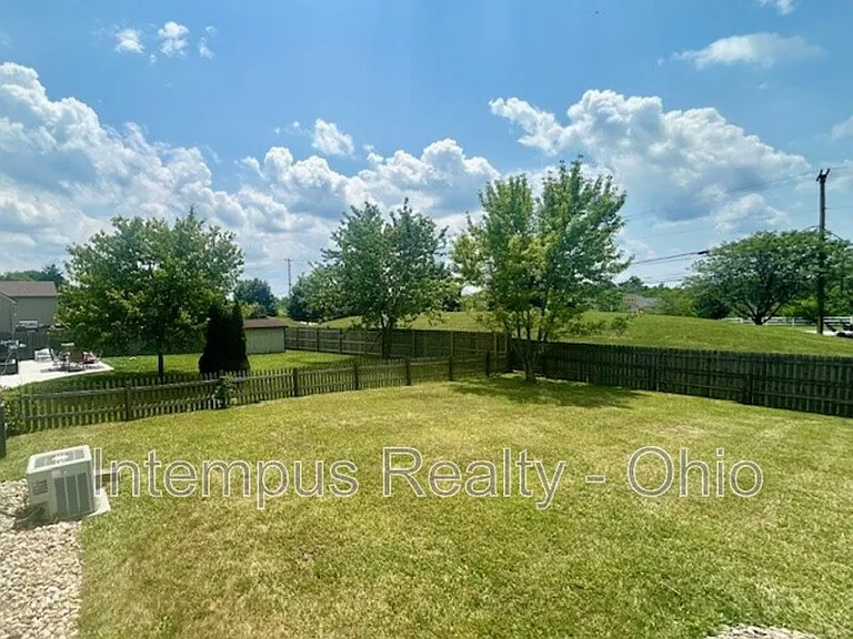173 Niatross Pl — Photo 26