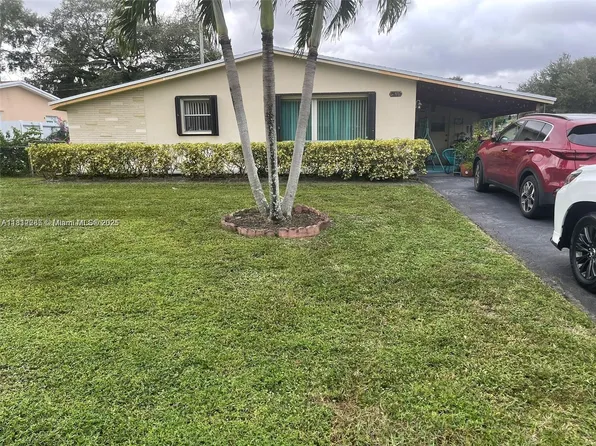2430 N 61st Ter, Hollywood, FL 33024