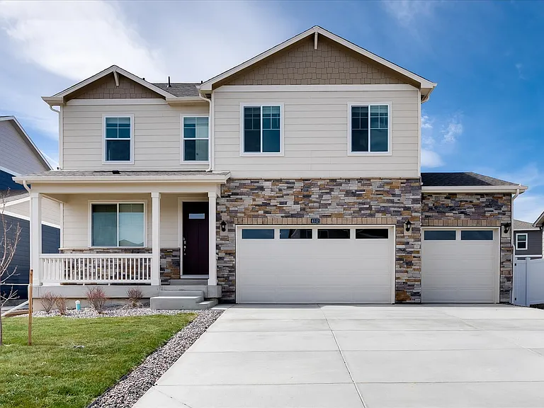 4512 Kingswood Dr — Photo 2