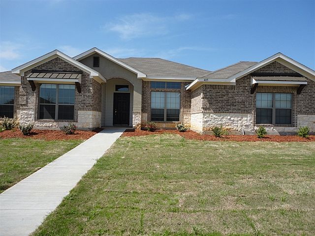 1st image of 405 Willow Creek Dr