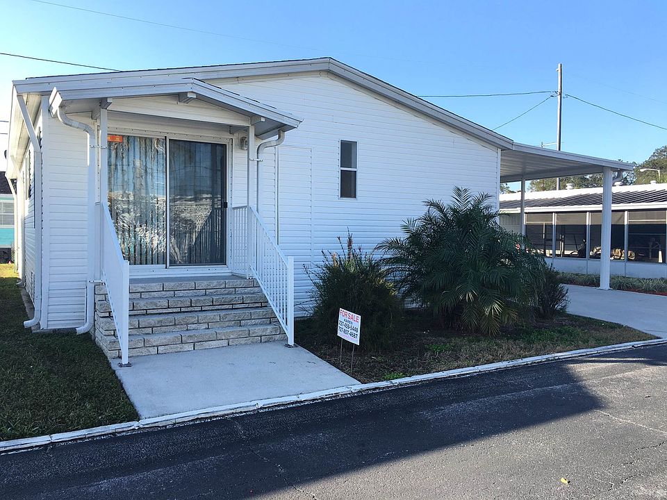 Extra-wide, MOVE-IN READY 3/2!!