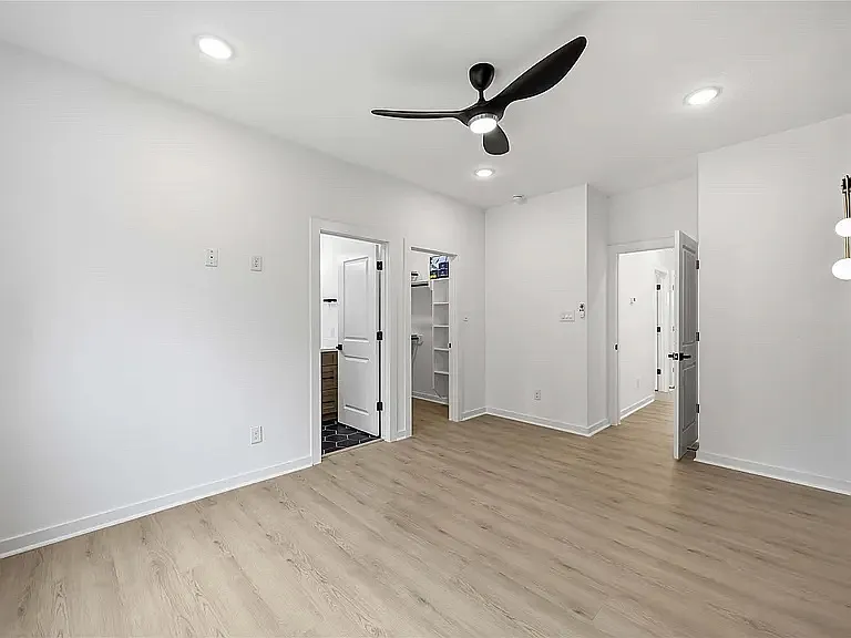 4916 Tronewood St #B — Photo 20