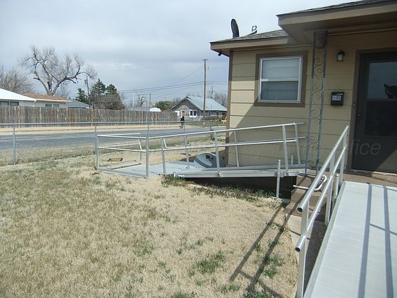 3rd image of 1101 S Banks St