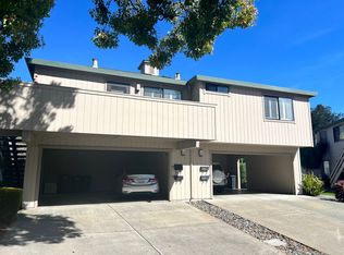 44 Dockside Cir, San Rafael, CA 94903