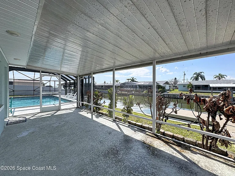 1707 Shore Dr — Photo 33