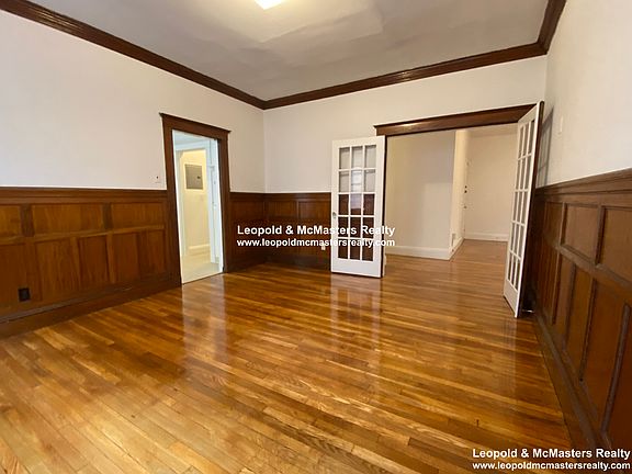 5th image of 88 Winchester St #4
