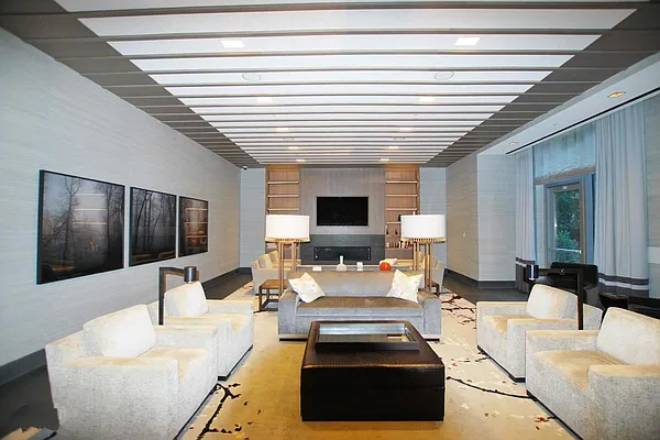 Rented by Level Group | media 22