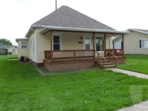 1216 Washington Ave E, Albia, IA 52531