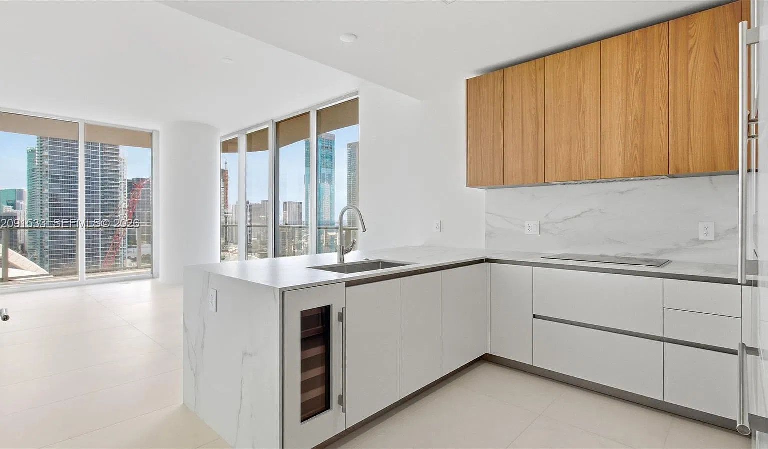 2 bed, 1303 sqft, $7,500 — Photo 4