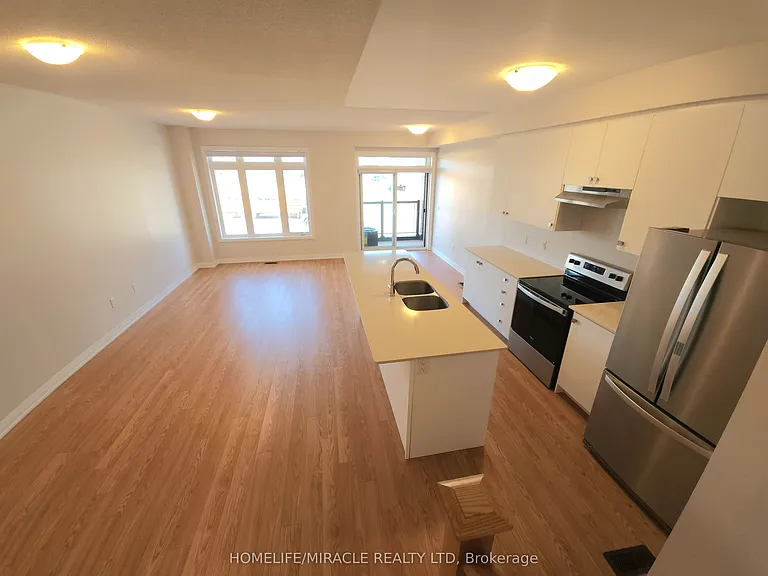 585 Colborne St E — Photo 14
