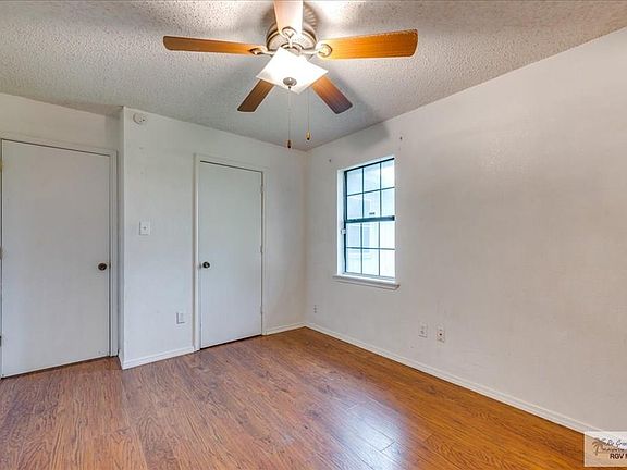 4th image of 1618 Sahara Dr