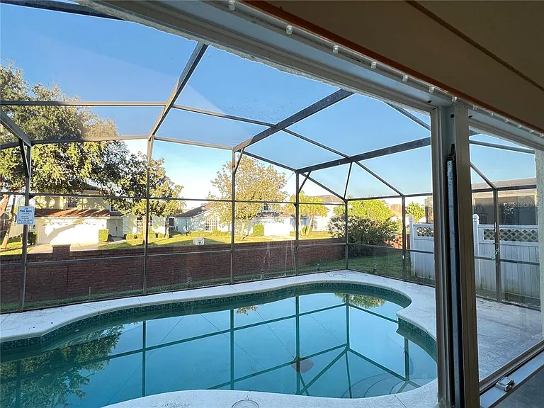 2859 Blooming Alamanda Loop — Photo 5