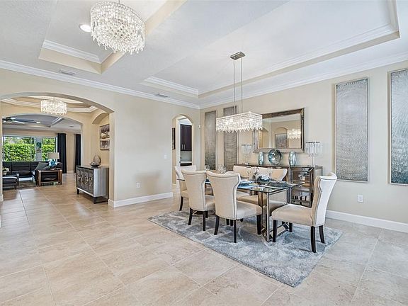 5th image of 7447 Lancaster Loop