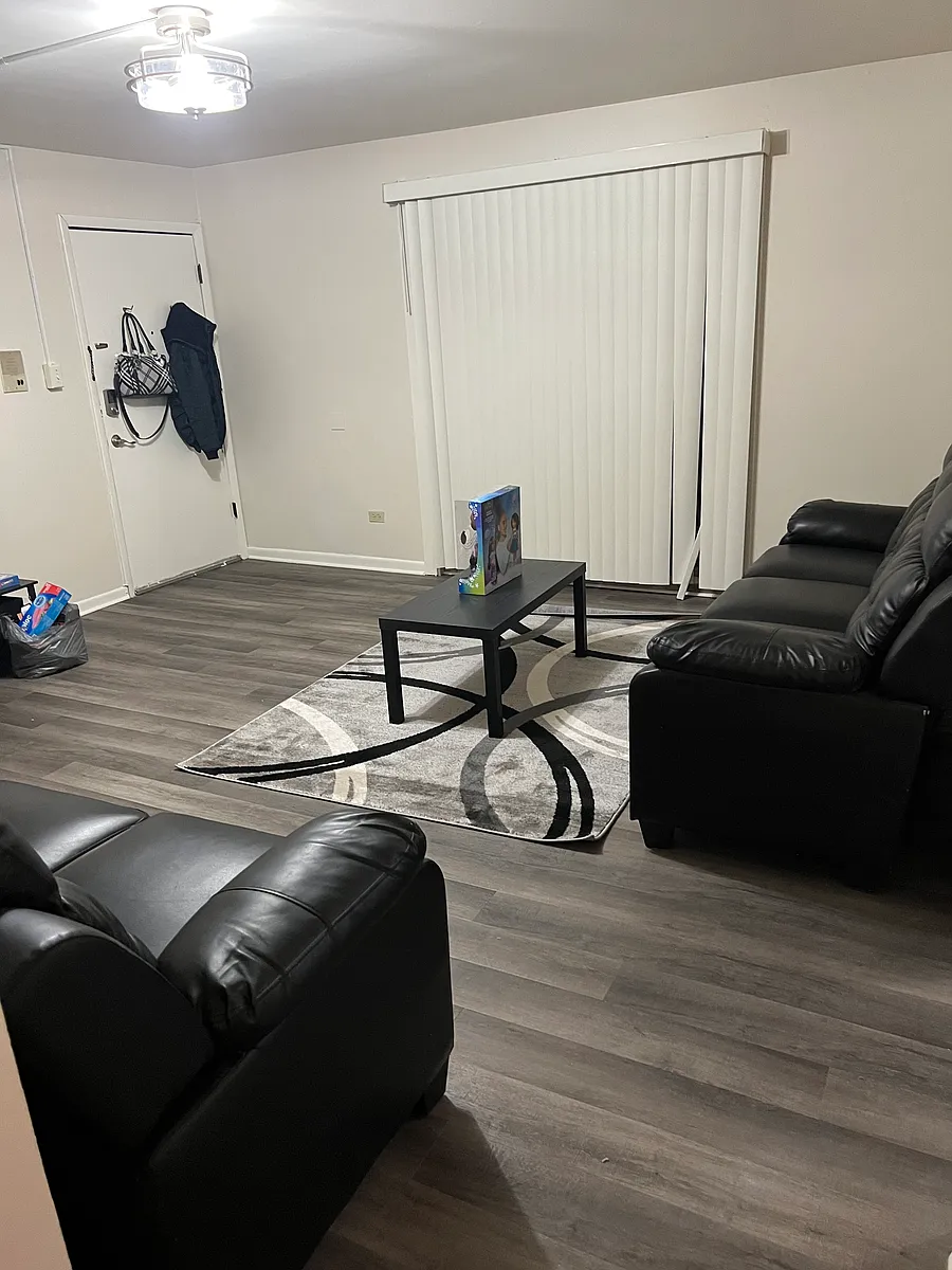 Building Photo - 14508 S San Francisco Ave #3-4