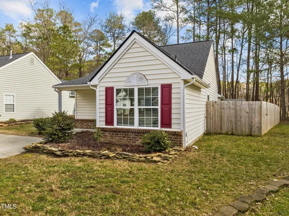 17 Pendleton Ct, Durham, NC 27713