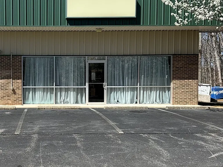 11980 Martinsville Hwy #F — Photo 1