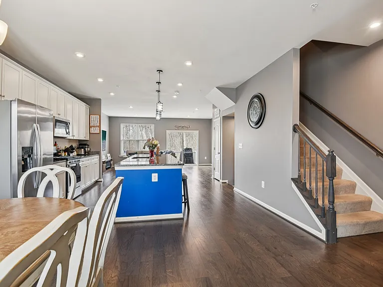 1306 Hawk Hollow Dr — Photo 16