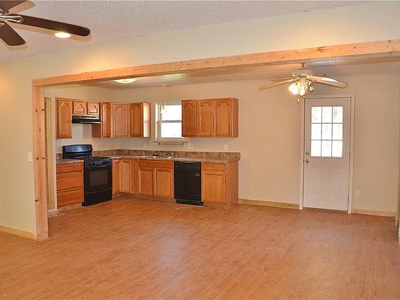 2nd image of 104 Southwood St
