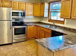 10 Maple St, Sterling, MA 01564