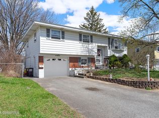 194 Butler St, Schenectady, NY 12303