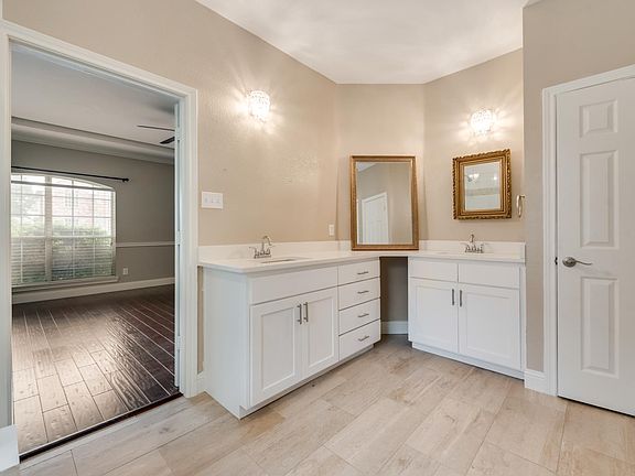 4th image of 214 Sherwood Dr