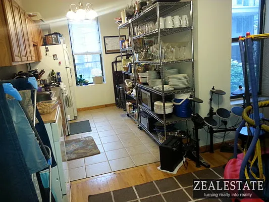 Rented by ZealEstate Group Inc | media 30