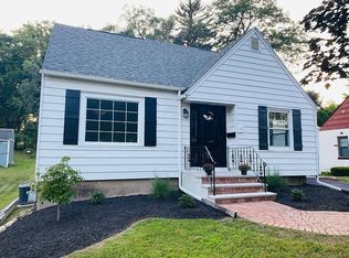 308 Bronson Rd, Syracuse, NY 13219