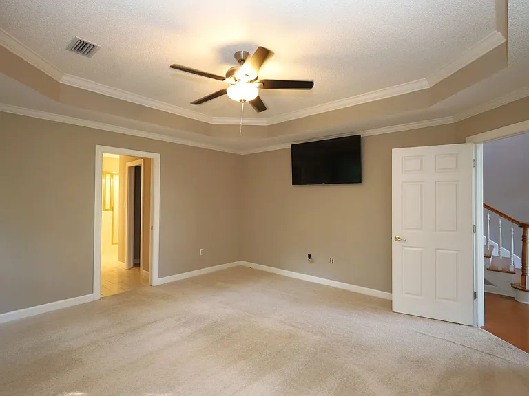1054 Ridge Rd — Photo 18