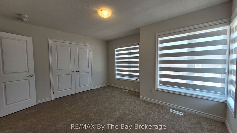 Wasaga Beach House for rent - 4 Bedrooms — photo 26
