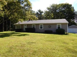 34 Fairview St, Middleboro, MA 02346