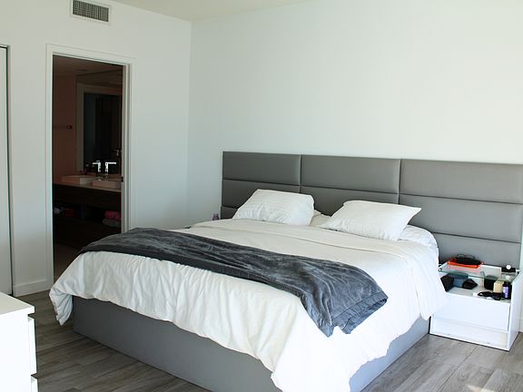 5th image of 1100 S Miami Ave #3403
