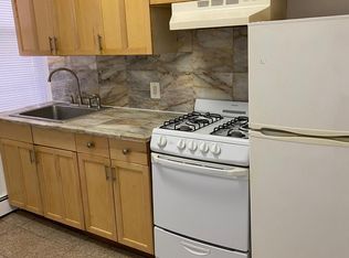 6021 56th Rd, Maspeth, NY 11378