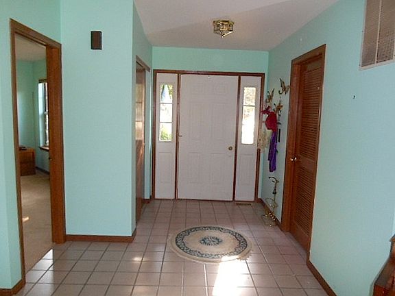 2nd image of 20831 W Hickory Ct