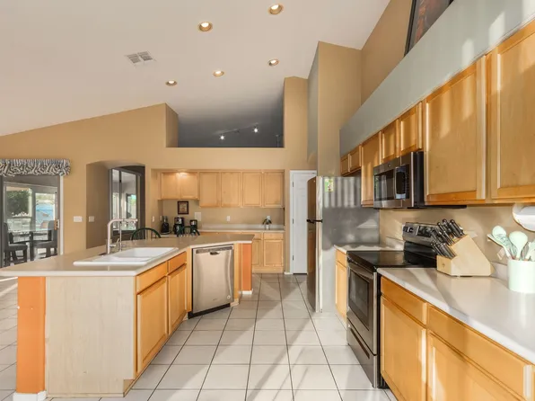 8440 W Alex Ave, Peoria, AZ 85382