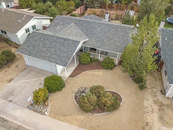 2nd image of 3327 Somerset Way